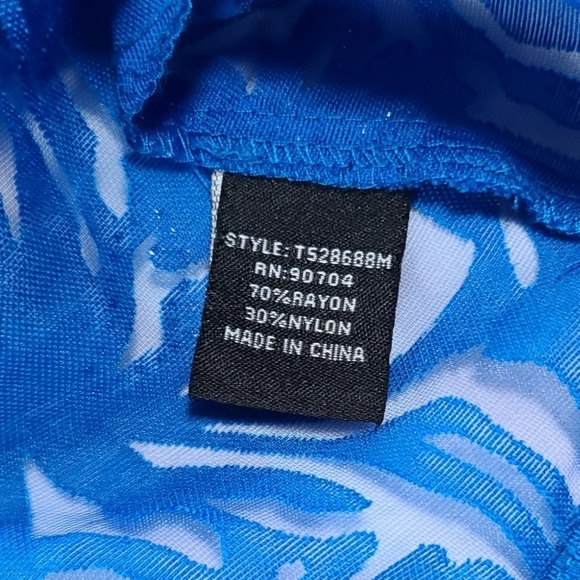 Linear Women's Blue Sheer Floral Long Sleeve Button Up Blouse Size XL - Picture 10 of 10